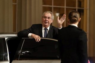 Miloš Zeman je zpět a promluvil o svém zdravotním stavu. Nechutná mu jíst a už měsíc nekouří
