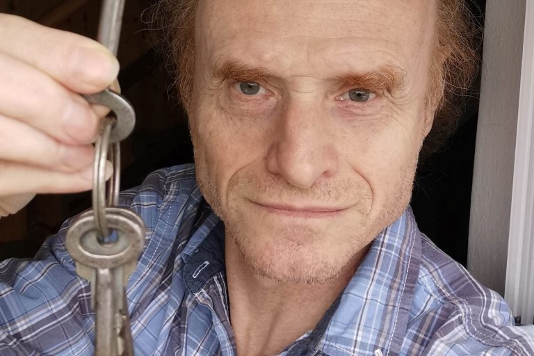 Flegr: Za očkování bych lidem platil 15 tisíc korun. Finanční motivace podle něj funguje 1 jaroslav flegr parazitolog