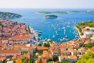 Tisíce Čechů vyrazí i letos na dovolenou do Chorvatska. Některým termínům je lepší se vyhnout