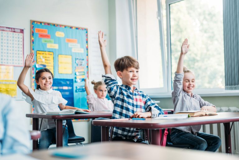 skola deti bez rousek