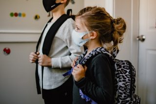 Testy ve školách odhalily, které děti jsou covidem nejvíce zasažené