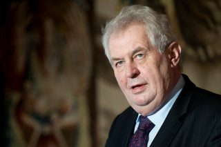 Prezident omilostnil muže, protože měl být vážně nemocný. Dál přitom podniká v daňovém ráji