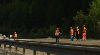Blíží se konec zaměstnanců ve stavebnictví? V Číně je nahradili roboti, podařilo se jim zrekonstruovat 150 kilometrů dálnice