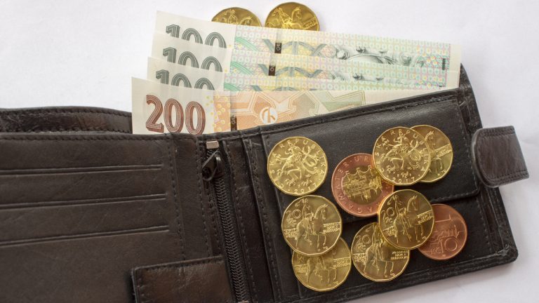 ceske penize bankovky mince