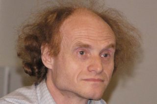 Flegr: Omikron může u očkovaných prolomit imunitu. Podle něj se může jednat o konec pandemie