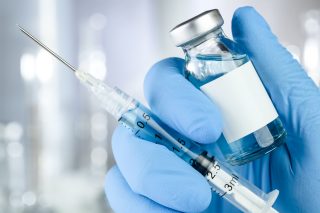 Praktický lékař se v otevřeném dopise navezl do antivaxerů. Lékaři v Rakousku a Německu mu tleskají