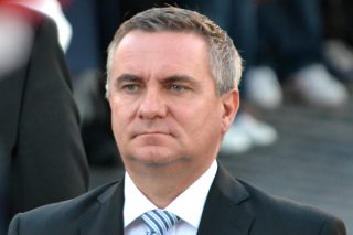 Za návštěvu prezidenta bez roušky zaplatí Mynář s Vondráčkem pokutu. Kolik přesně?