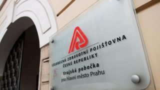 Češi, kteří jsou klienty VZP mají v roce 2025 nárok na spoustu peněz. Je potřeba se o ně ale přihlásit