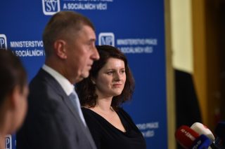 Komentář: Averze mezi ANO a ČSSD čekajícími na svůj konec znovu vytryskla. Co by bylo, kdyby bylo takových přestřelek víc?