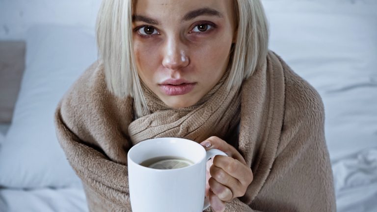 Letos ve velkém řádí mimo covidu i chřipka. Kde je situace nejhorší? 1 depositphotos 451036176 s
