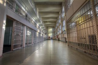 Rusko mučí své vězně. Po muži, který důkazy zveřejnil, teď jde policie
