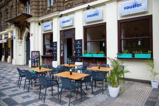 Provozovatelé služeb jsou opět v koncích. Od pondělí hrozí, že budou muset propouštět, odliv zákazníků je nevyhnutelný