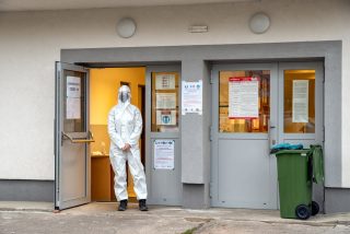 Chyba ministerstva zdravotnictví. Lidé bez PCR testu nedostanou potvrzení o prodělání nemoci. Důvodem je nařízení vlády