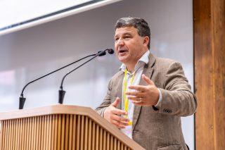 Přibáň s Pekarovou se v souvislosti s novou vládou obuli do Zemana. Havlíček jej brání