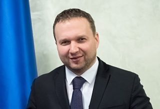 Solární panel na střeše jako recept na chudobu. Ministr Jurečka chce lidi motivovat k úspoře