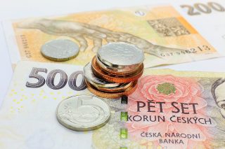 Rekordní inflace všechno zdraží. Nejhůř to dopadne na seniory a samoživitelky
