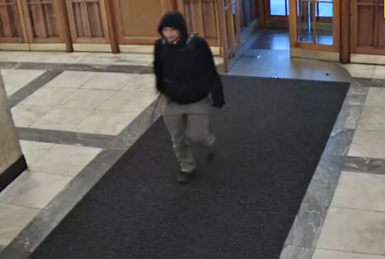 policie patra utocnik ministsrtvo zdravotnictvi e1638481251269