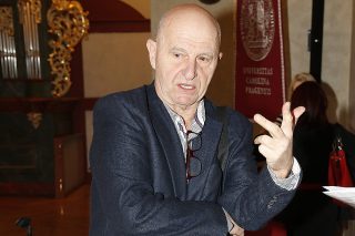 Spisovatel Neff se pustil do vlády kvůli protiepidemickým opatřením. Prozradil, co přesně mu vadí