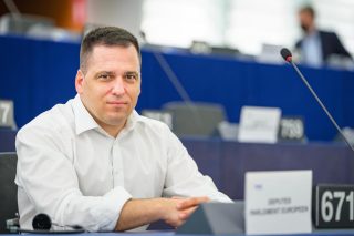 Europoslanec Zdechovský: Je třeba uvalit sankce na Putina a Rusko vyloučit ze všech tendrů