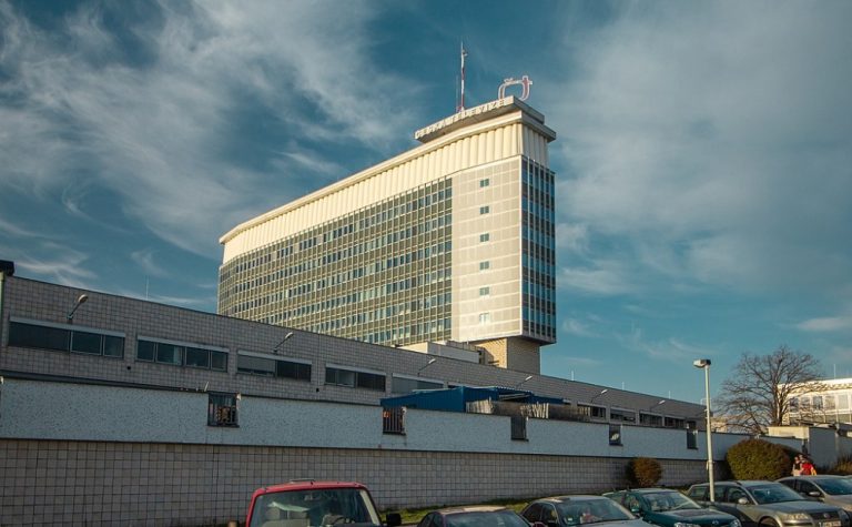 Koncesionářské poplatky pro ČT bude platit daleko víc lidí než doposud. Některé lidi to může klidně finančně položit 1 ceska televize foto