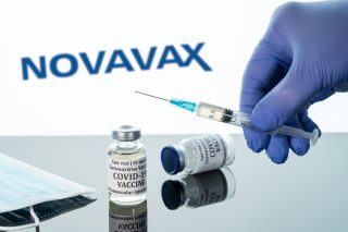 Novavax míří do Česka. Jak funguje? Možná se začnou očkovat i ti, kteří dosud váhali