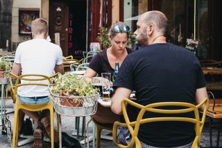 Nový trend restauratérů: Nabízejí denní nabídku těsně před zavíračkou. Chtějí tak zabránit plýtvání jídlem