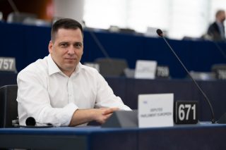 „EU si nechce zavřít vrátka k obchodování s Putinem,“ říká europoslanec Zdechovský. Další sankce proti Rusku asi nebudou