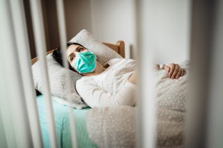 Blíží se další změny v karanténách. Délka izolace se prodlouží z pěti dnů na sedm