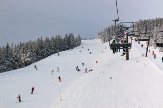 Ve Špindlu se tuto zimu lyžovalo o sto šest. I tak provozovatelé museli zdražovat