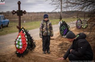 Mezinárodní trestní soud slíbil, že se zapojí do vyšetřování válečných zločinů na Ukrajině