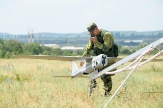 Část ruské vojenské techniky a zbraní pochází ze Západu. Sankce se totiž dalo obejít