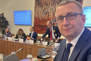„Očkování na covid má, hlavně pro rizikové skupiny, stále smysl,“ říká poslanec Fifka