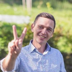 Apríl jihomoravského hejtmana: Svým žertovným tweetem nachytal i Českou televizi