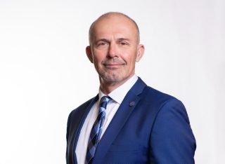 „Senát bude pečlivě sledovat chování prezidenta Zemana,“ říká v rozhovoru senátor Holeček