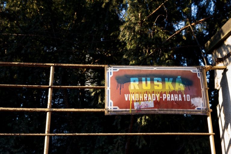 Praha, Zlín či Česká Lípa. Města řeší místopisné názvy ulic. Někteří lidé totiž nechtějí v názvech odkazovat na Rusko 1 ulice ruska praha