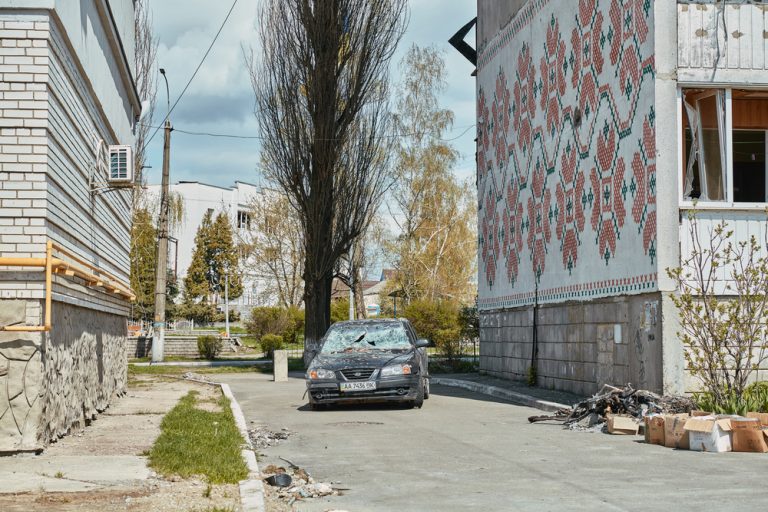 Rusové se nezastaví před ničím. Podle Ukrajinců měli na severu země ostřelovat školy 1 valka ukrajina auto domy
