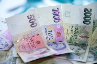 Na konci června skončí platnost starších bankovek, následně bude možná výměna