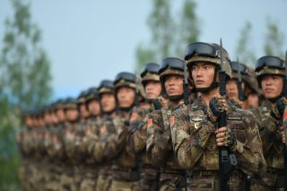 Čína jako velká hrozba. Svět při svém soustředění na Rusko přehlíží většího nepřítele. Hrozí konflikt ze strany asijského giganta?
