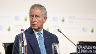 Desítky miliony korun od rodiny teroristů: Člen královské rodiny obdržel obrovský dar od rodiny Bin Ládinů. Co za tím stojí? Všemu předcházela tajemná jednání