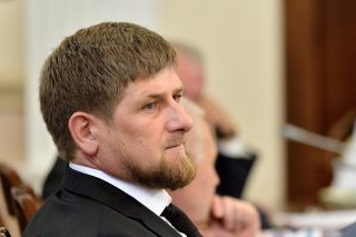 „Naučte se být s Ruskem za dobře, jinak skončíte špatně,“ varuje čečenský vůdce Kadyrov. Vyhoví Západ spíš Zelenskému, nebo Rusku a jeho spojencům?