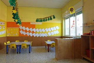 Otřesné podmínky v české školce: K dětem se chovali odporným způsobem