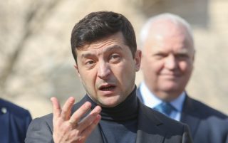 S jídlem roste chuť. Plány Zelenského nemusí skončit jen u obrany vlastní země. EU a USA čekají krušné roky