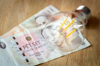 Výhled cen energií na příští rok: S levnou elektřinou se mohou lidé rozloučit. Experti popsali tragický scénář