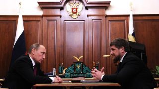 Čečenský vůdce Kadyrov se obul do Ruska. Putina vyzval k drastickému vyřešení války