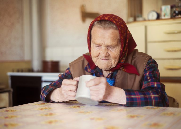 senior babicka