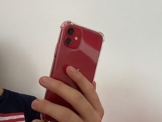 Lidé, kteří dostali tyto SMS zprávy, mohou mít vybílený účet. Měli by kontaktovat policii