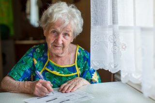 Do důchodu se vyplatí jít jenom v určitou životní chvíli. Někteří Češi přišli na to, jak z penze vytěžit co nejvíce peněz