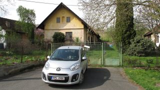 Vlastnit auto bude výsadou boháčů, zbytek lidí by si měl radši rychle zvyknout na jízdu autobusem a chůzi pěšky