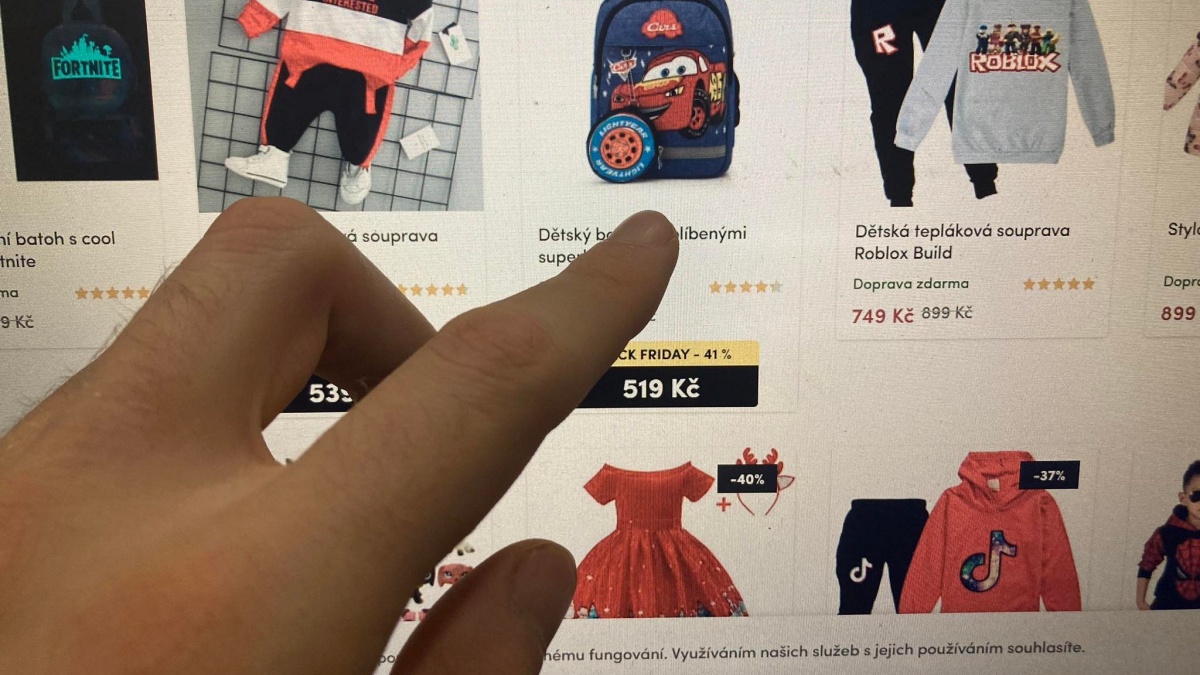 Nakupujete na internetu? Pozor na podvodné e-shopy, poznáte je podle nemožnosti platby kartou