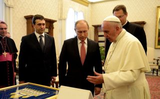 Vatikán: Jsme připraveni pomoct ukončit válku. Rusko krok uvítalo, Zelenskyj se nevyjádřil